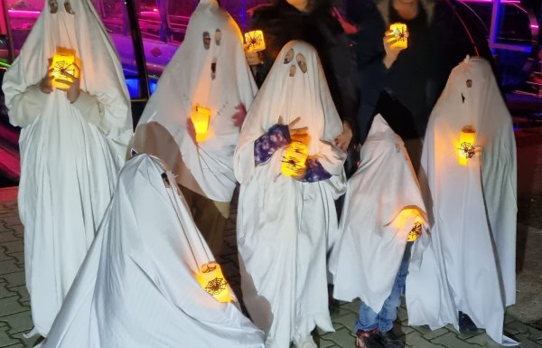 Halloween w Szwecji – zwyczaje, dynie i cukierek albo psikus