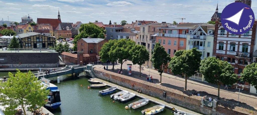 Morska Przygoda w Stralsund – Ozeaneum & Truskawkowe Królestwo Karls