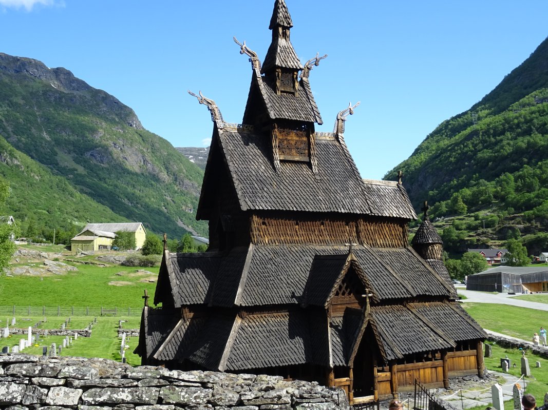 Szlakiem pielgrzymów do  św. Olafa